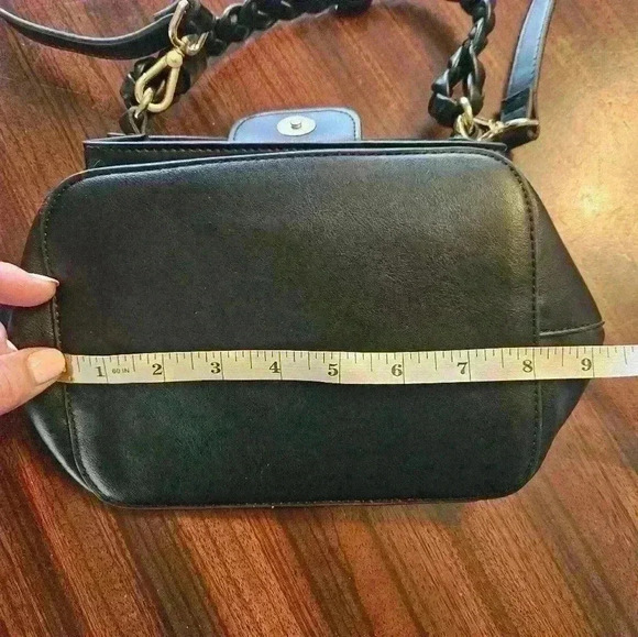 Carpisa Black Faux Leather Satchel Gold Hardware Detachable Cross-body Strap - Picture 12 of 16